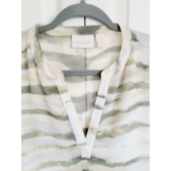 Chico's 2 Sheer Blouse Roll Tab Sleeve Shirt Animal Print Side Angle V-Neck - Picture 3 of 8